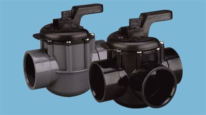 How long do pool valves last